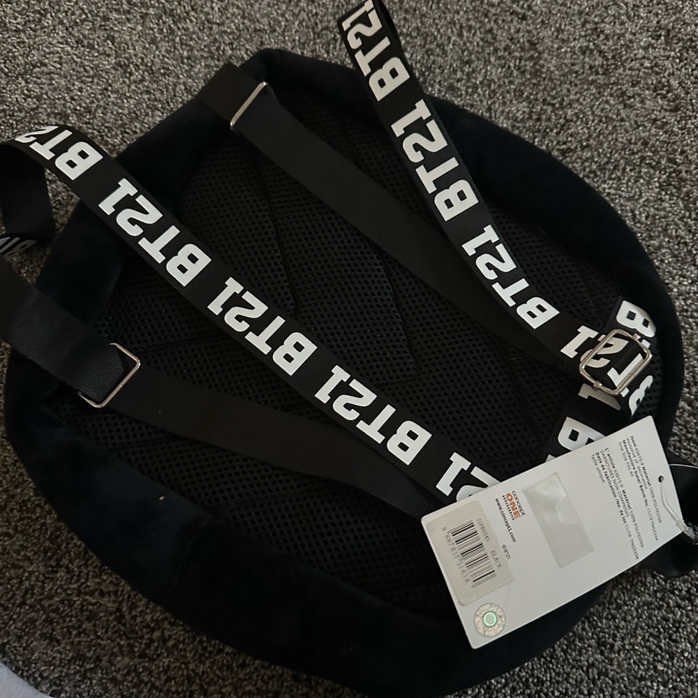 NWT Black BTS BT21 Kids Backpack - Picture 2 of 4